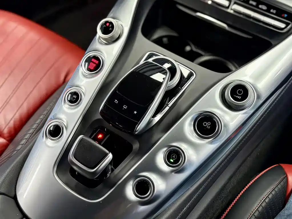 Mercedes-Benz AMG GT 2018 — фото 15