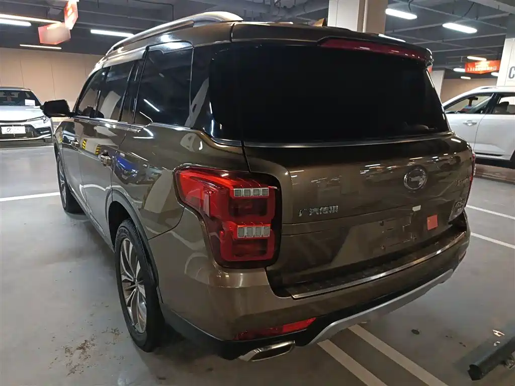 GAC Motor Trumpchi GS8 2018 — фото 23