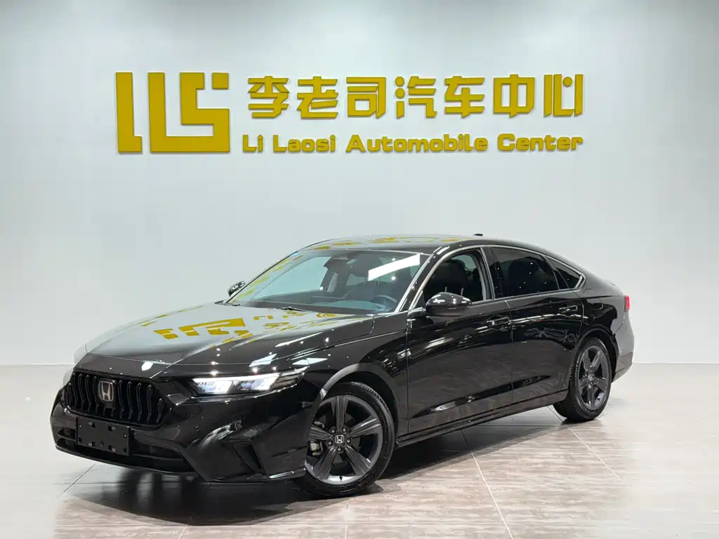 Honda Inspire 2025 — фото 1