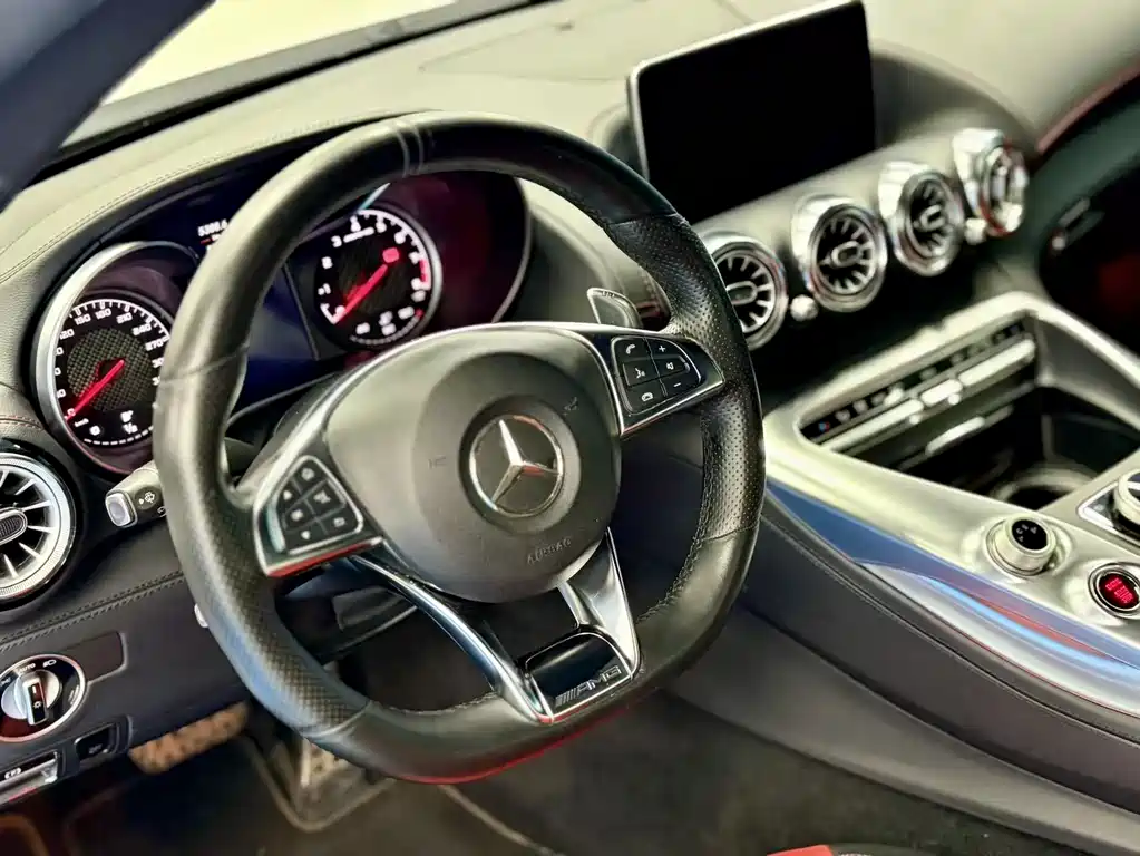 Mercedes-Benz AMG GT 2018 — фото 11