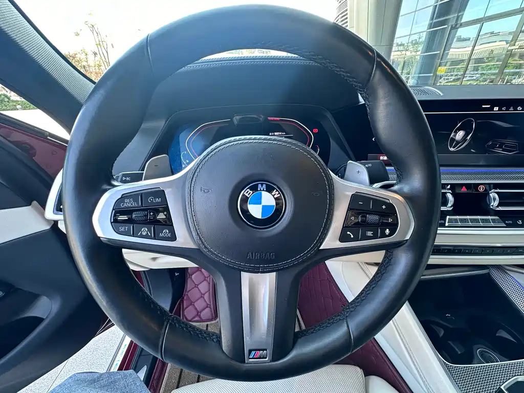 BMW X6 2021 — фото 25