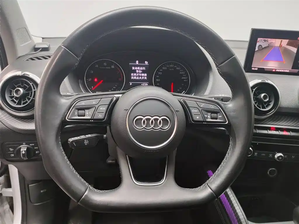 Audi Q2L 2024 — фото 10