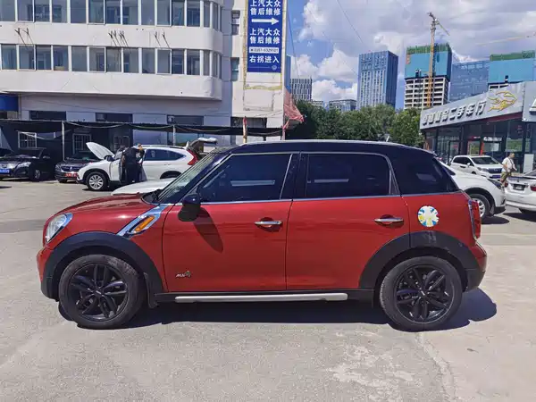 MINI Countryman 2015