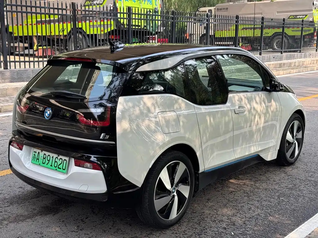 BMW i3 2019 — фото 4
