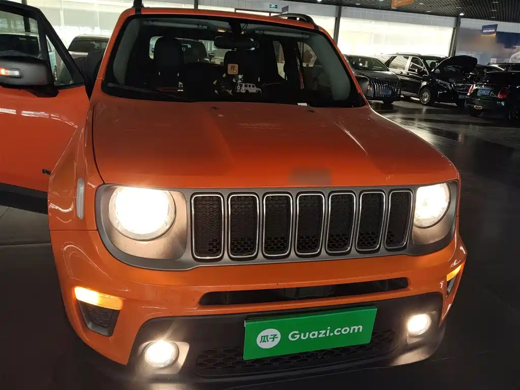 Jeep Renegade 2020 — фото 3