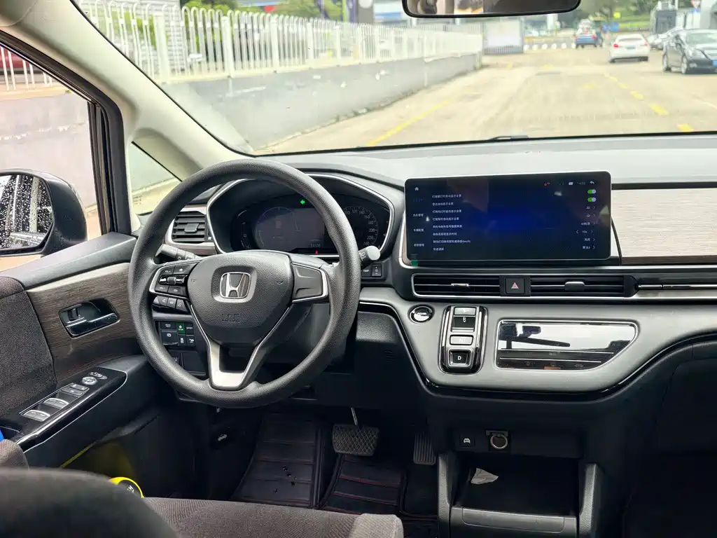 Honda Odyssey 2024 — фото 11