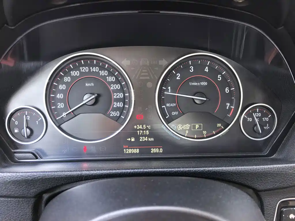 BMW 3 Series 2014 — фото 19