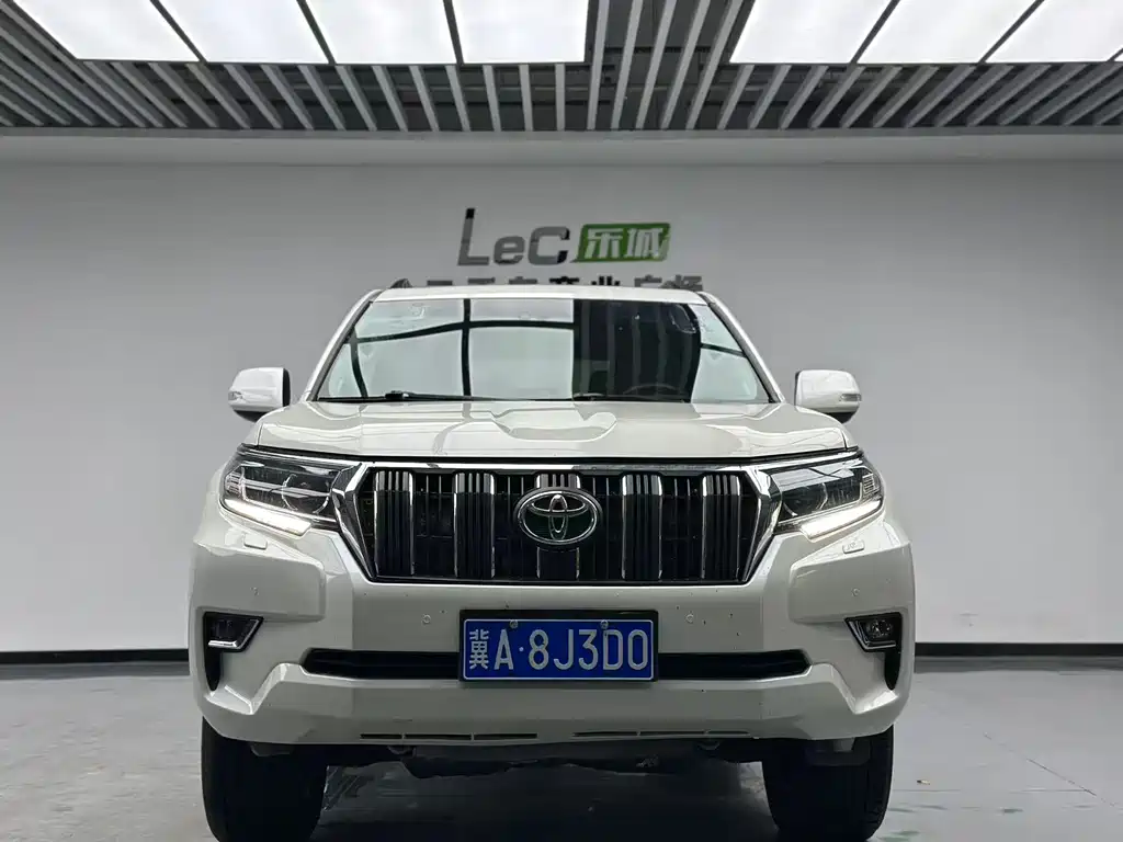Toyota Prado 2019 — фото 2