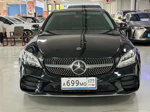 Mercedes-Benz C-Class 2021