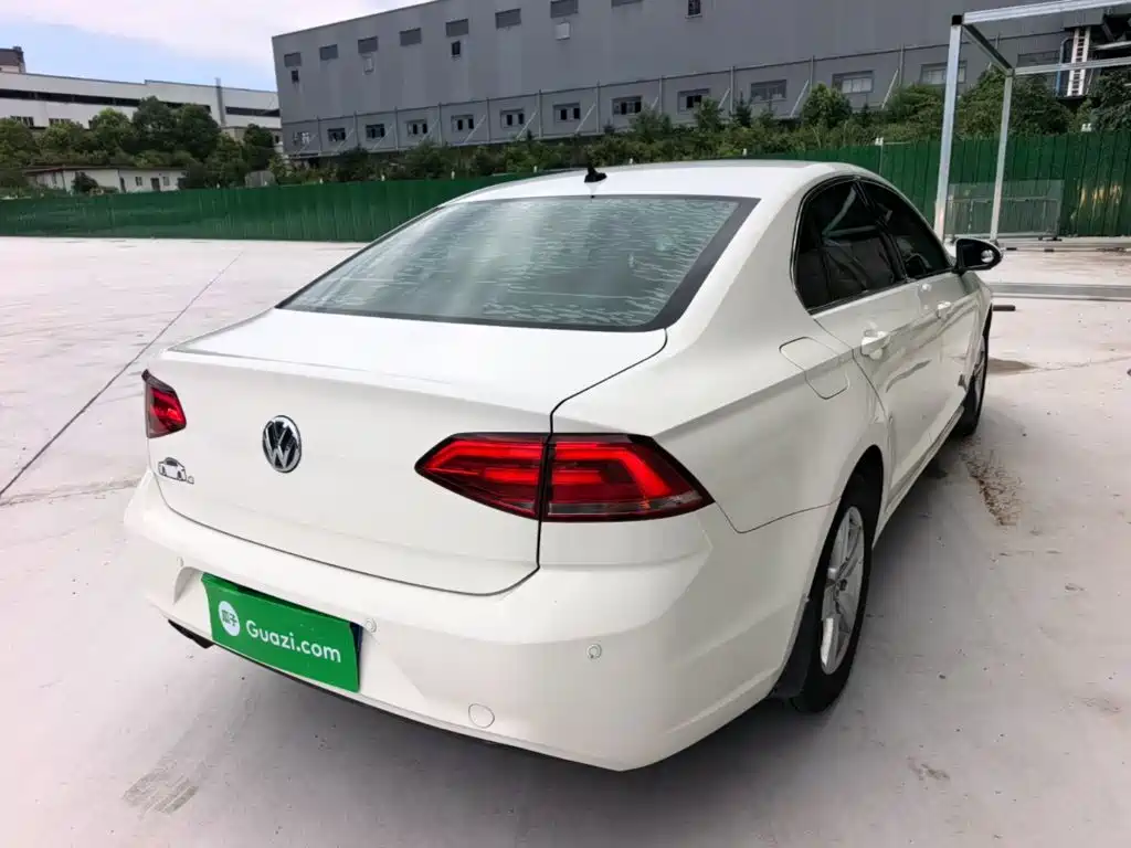 Volkswagen Lamando 2015