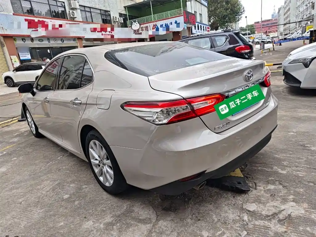 Toyota Camry 2020 — фото 23