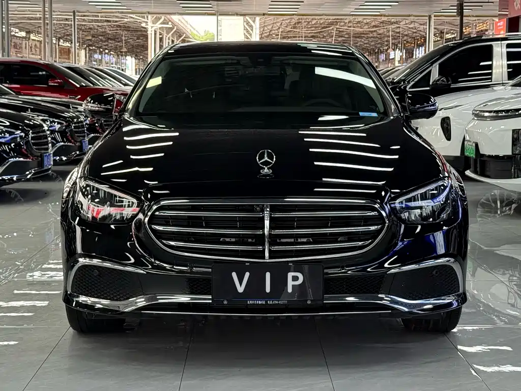 Mercedes-Benz E-Class 2023 — фото 2