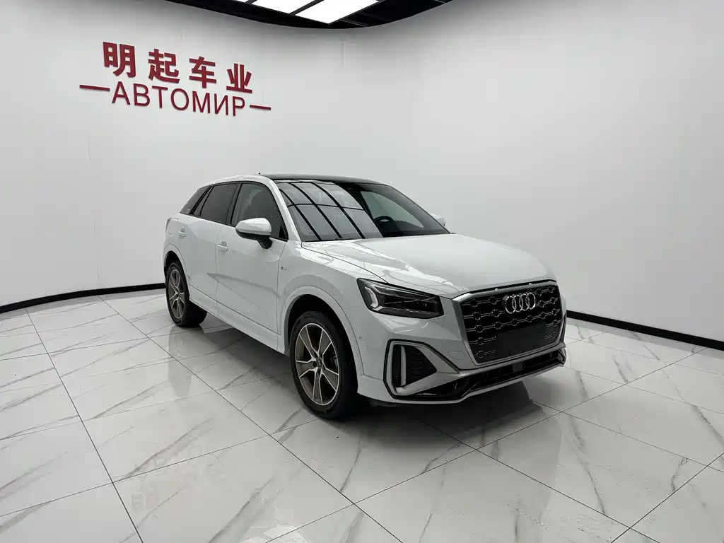 Audi Q2L 2022