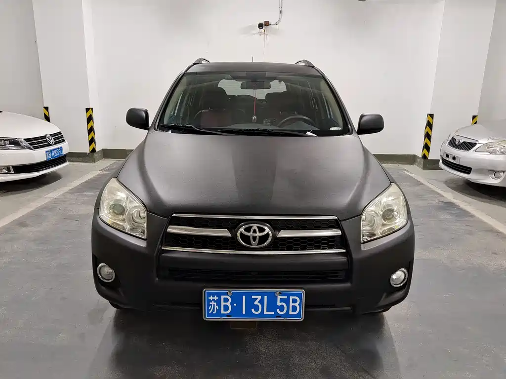 Toyota RAV4 2011