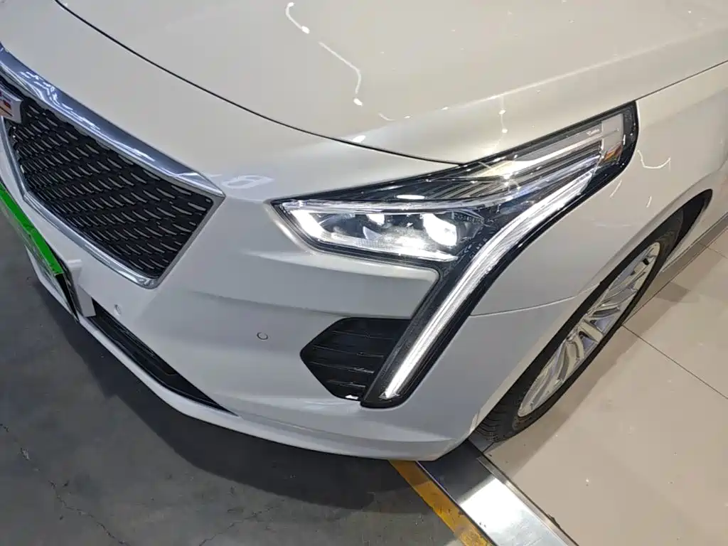 Cadillac CT6 2023 — фото 24