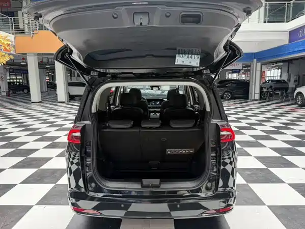 GAC Trumpchi M6 2022