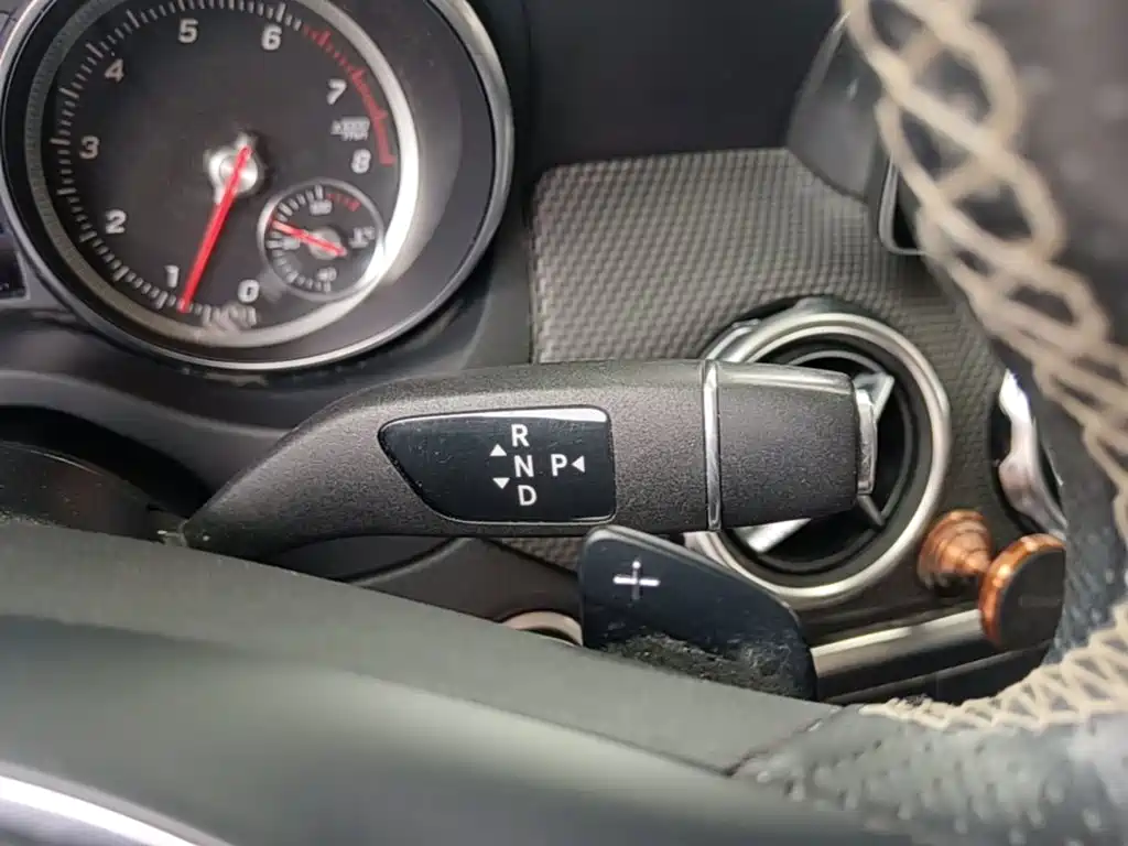 Mercedes-Benz GLA 2018 — фото 14
