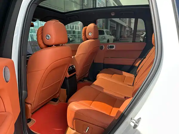 Li Auto L6 2024