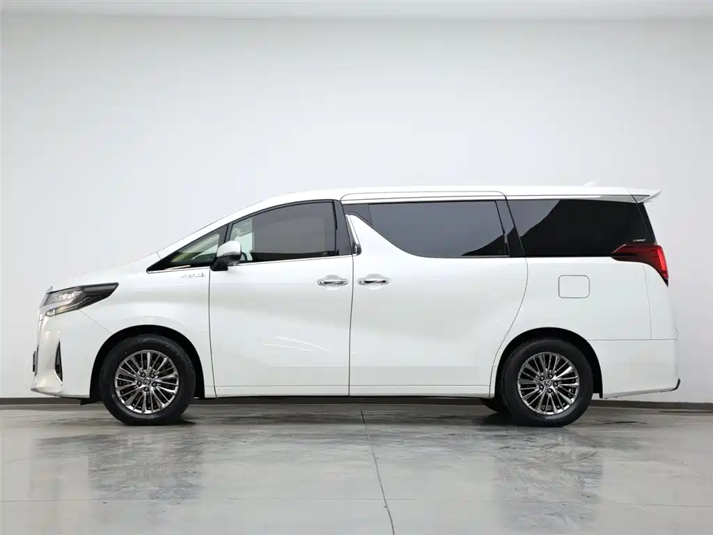 Toyota Alphard 2020 — фото 5