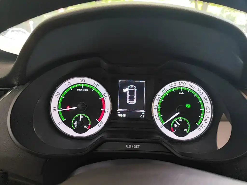 Skoda Octavia 2020 — фото 12