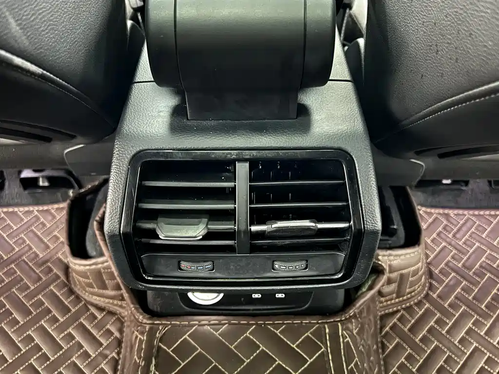 Audi Q3 2020 — фото 13