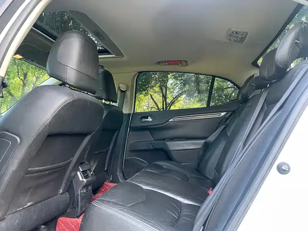 Citroën C4L 2015