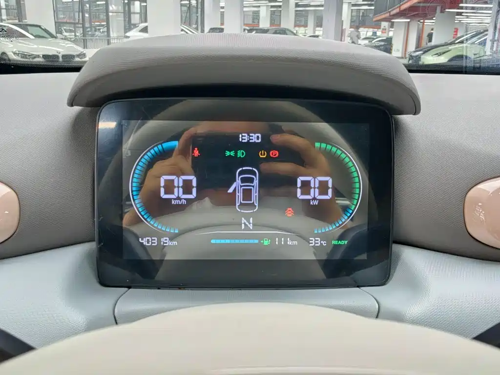 Leapmotor Zero Running T03 2023 — фото 16