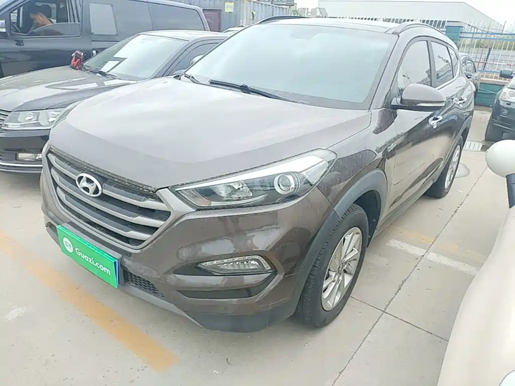 Hyundai Tucson 2017 — фото 1