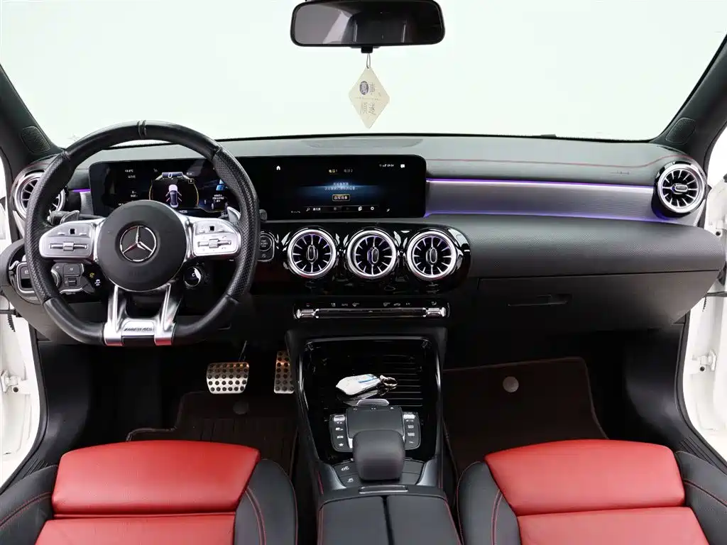 Mercedes-Benz A-Class AMG 2023 — фото 13