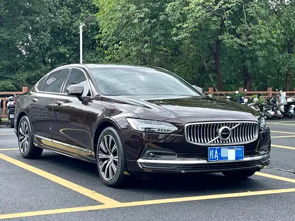 Volvo S90 2021