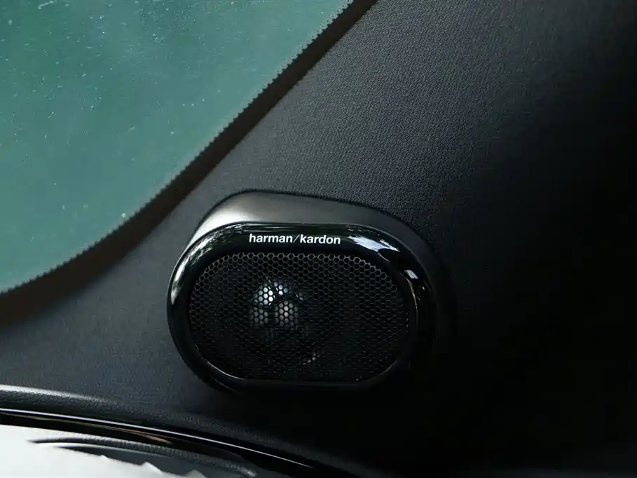 MINI Clubman 2021 — фото 12