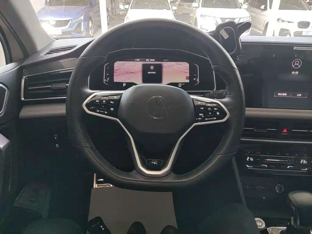 Volkswagen Tiguan X 2023 — фото 4