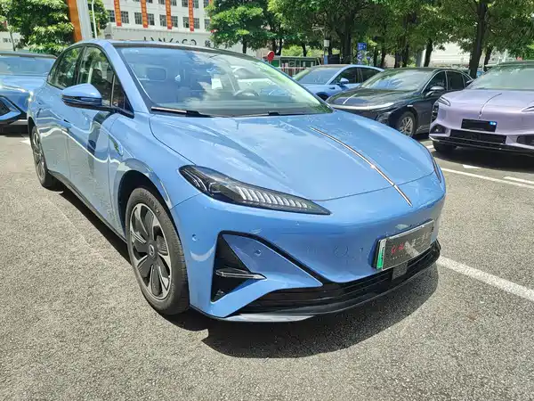 Hongqi Tiangong 05 2025
