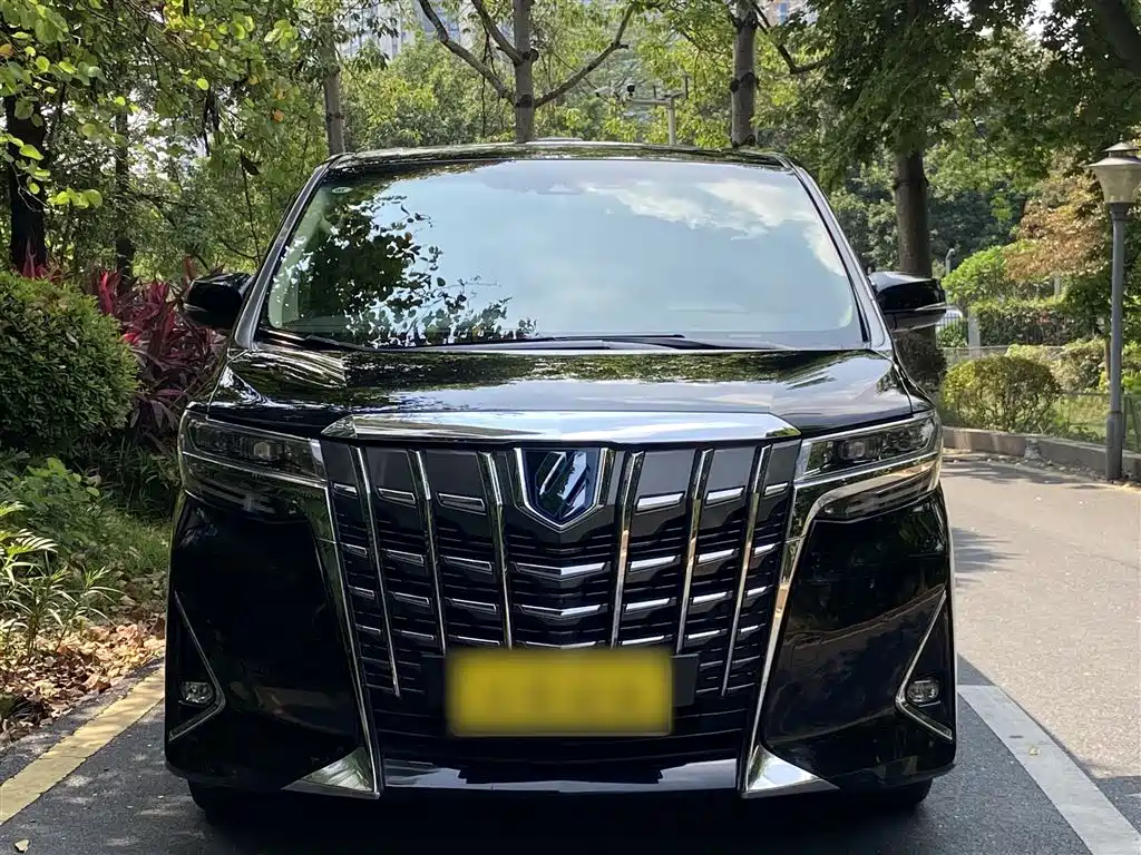 Toyota Alphard 2021 — фото 22