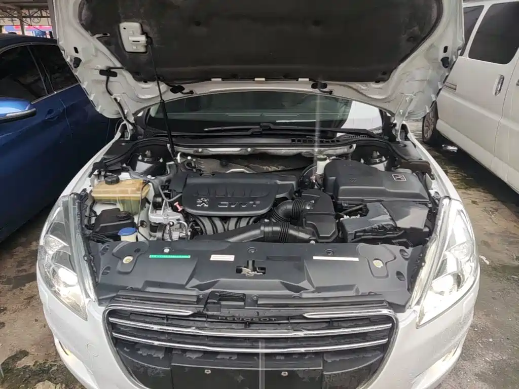 Peugeot 508 2014 — фото 19