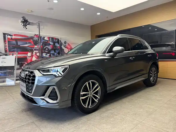 Audi Q3 2021