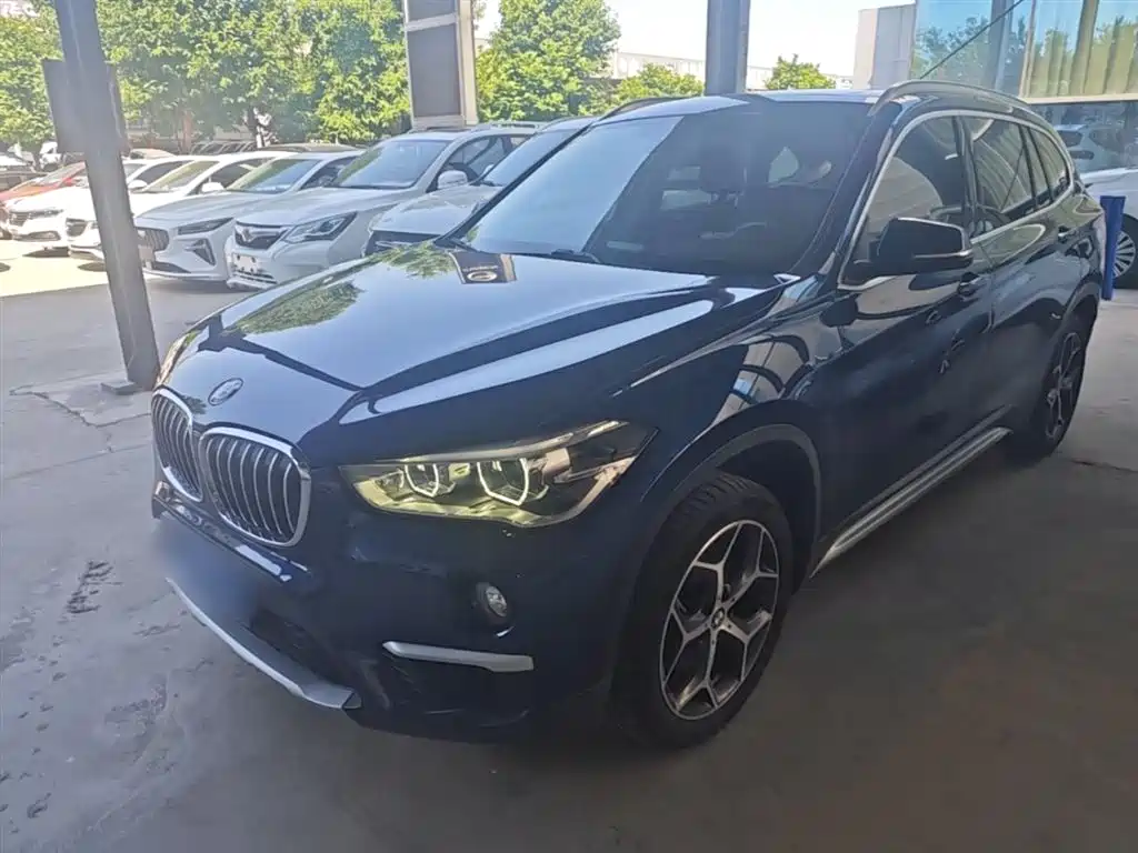 BMW X1 2018 — фото 1