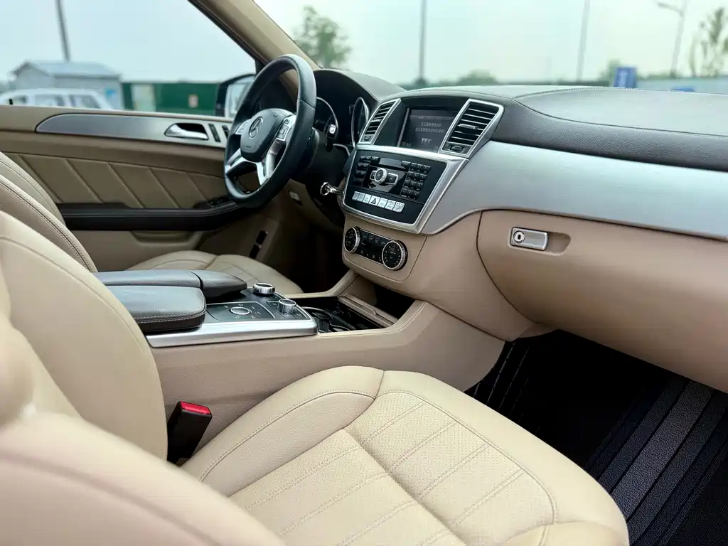 Mercedes-Benz GL-Class 2015