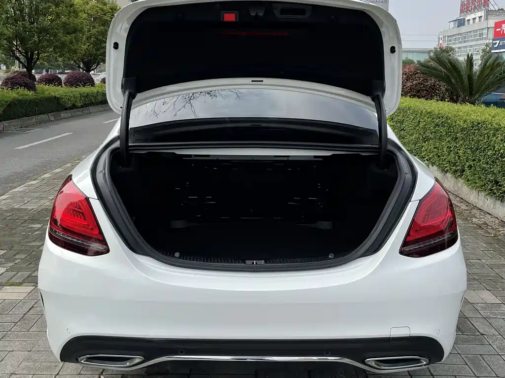 Mercedes-Benz C-Class 2021 — фото 11