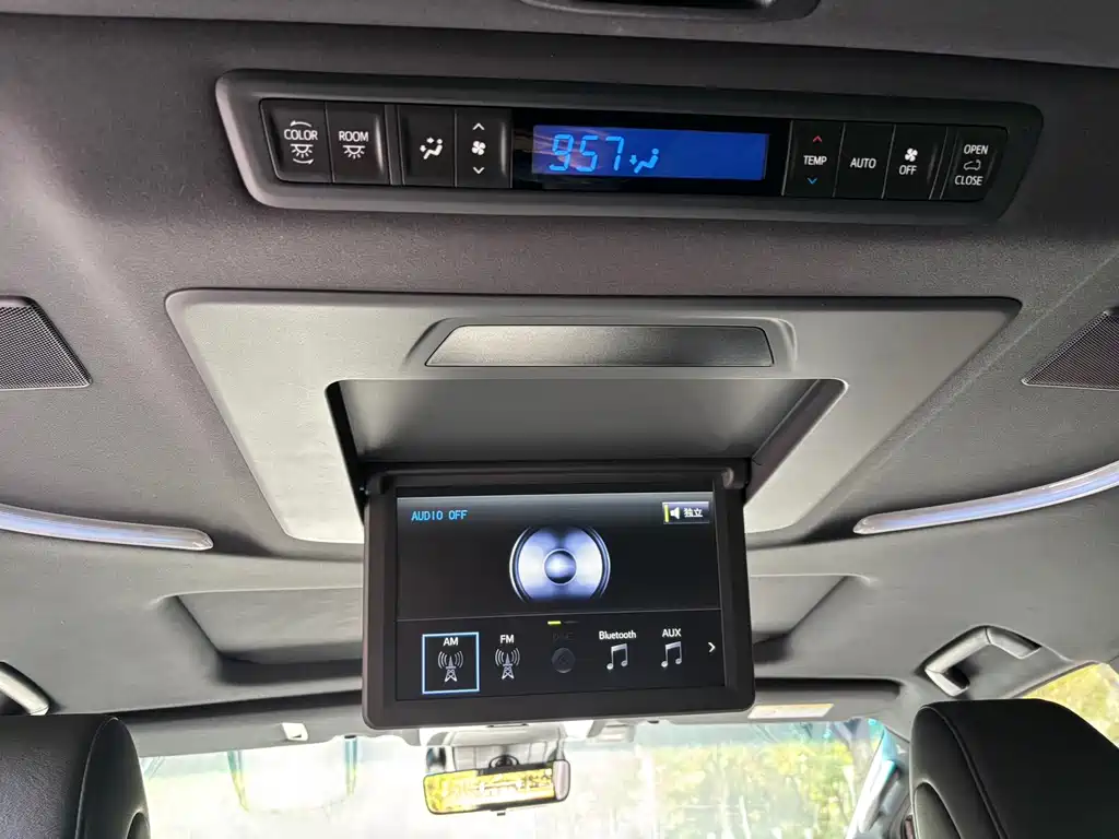Toyota Vellfire 2019 — фото 21