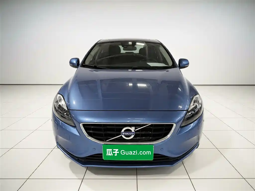 Volvo V40 2016 — фото 3