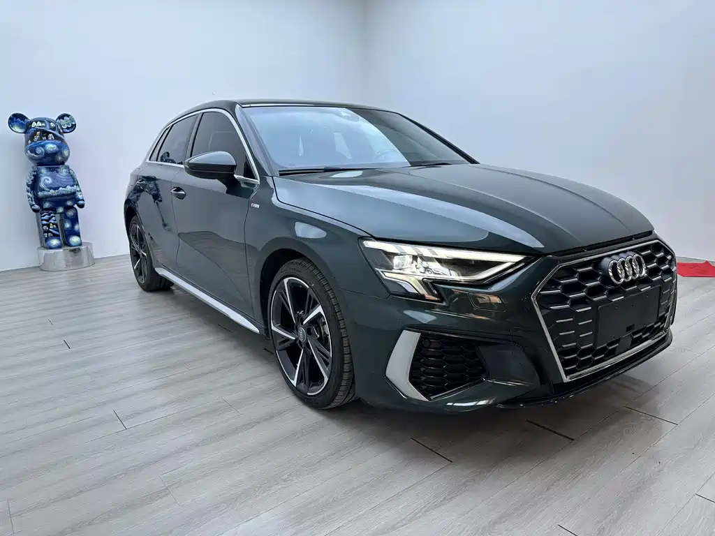 Audi A3 2022 — фото 2