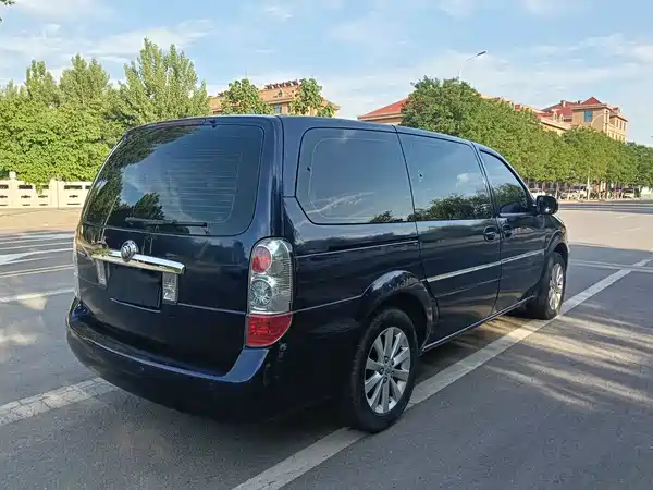 Buick GL8 2015