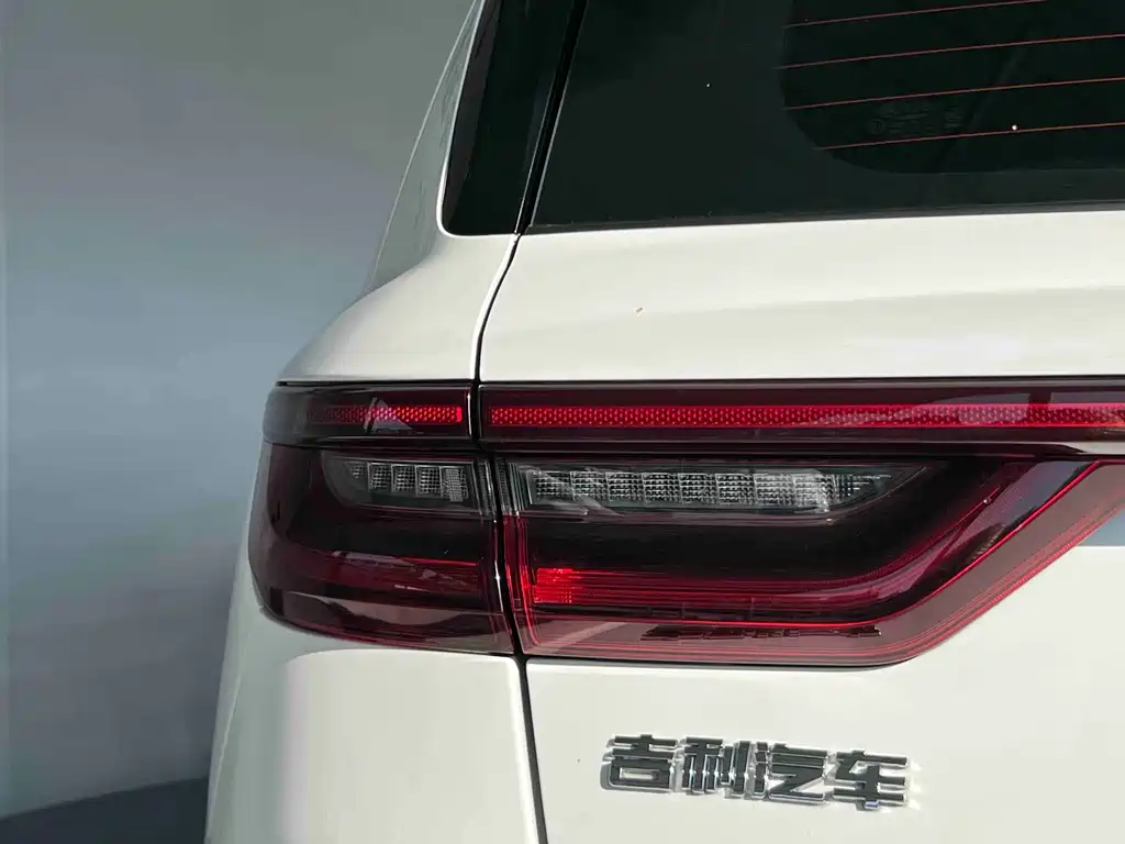 Geely Vision X6 2023 — фото 7