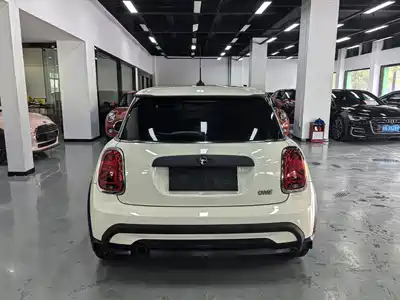 MINI MINI 2022