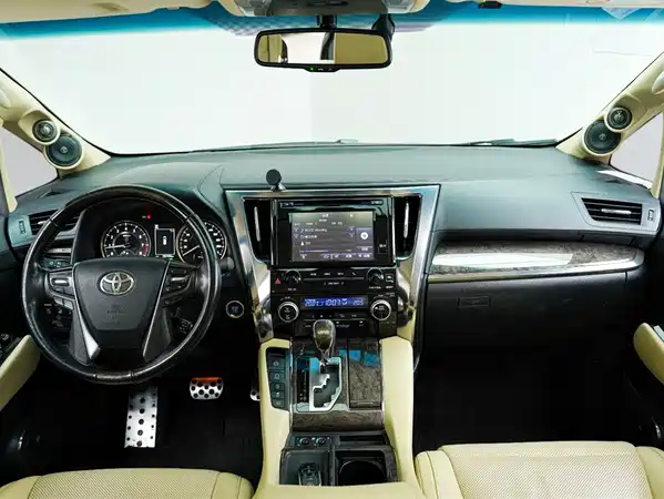Toyota Alphard 2018