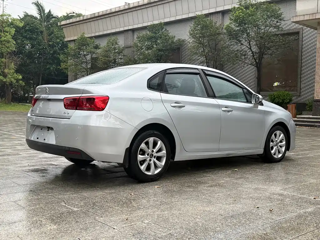 Citroën C4 Sega 2016 — фото 16