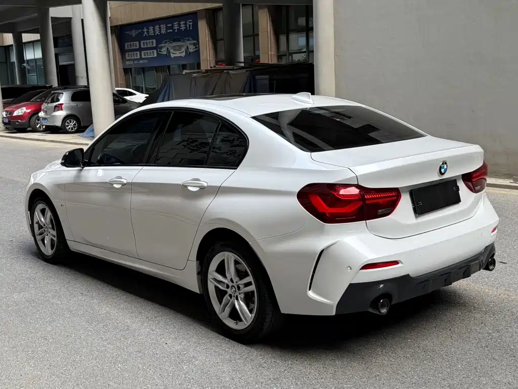 BMW 1 Series 2023