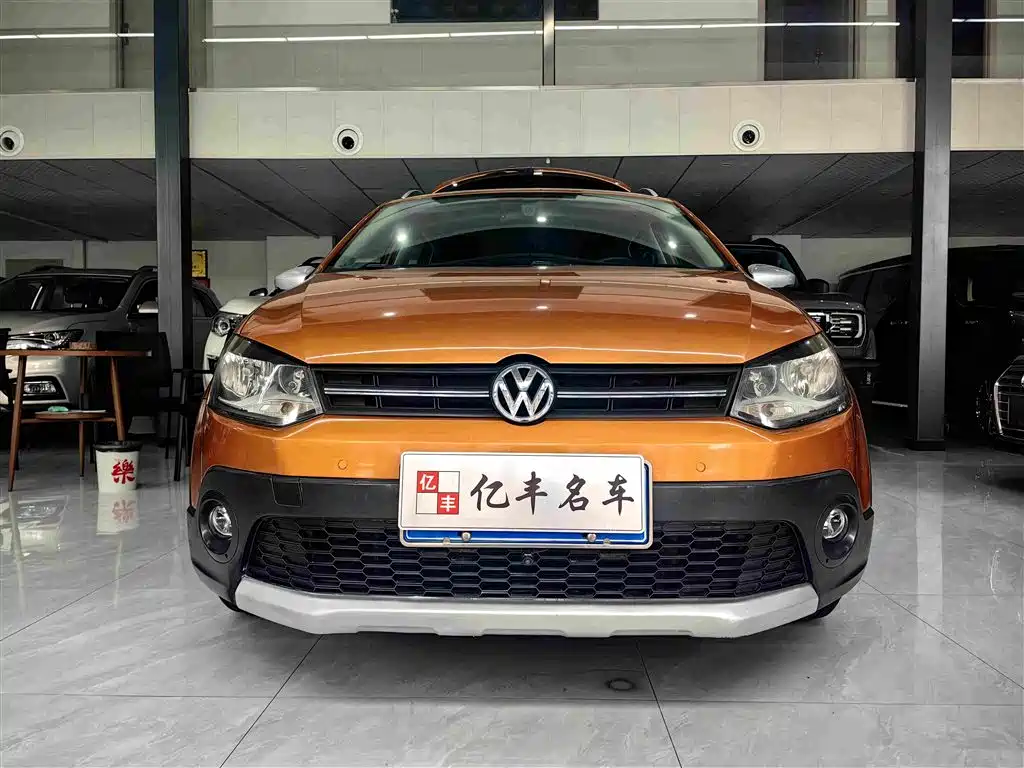 Volkswagen Polo 2015