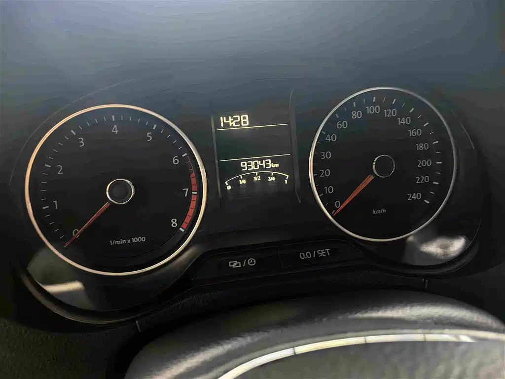 Volkswagen Polo 2015